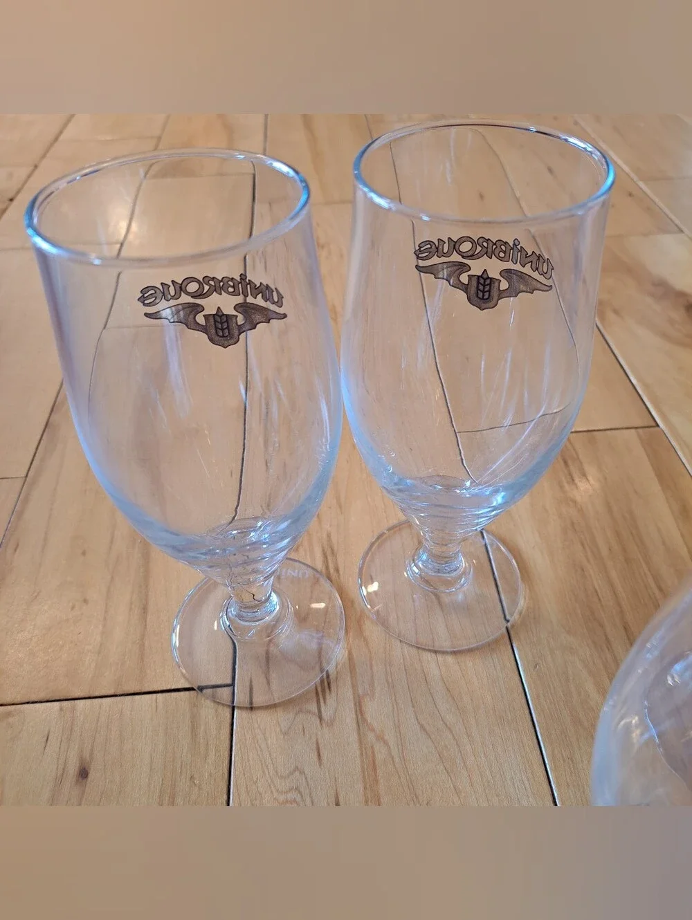 UNIBROUE BELGIUM ALE STEM TULIP GLASSES Set of 4 EXCELLENT!
